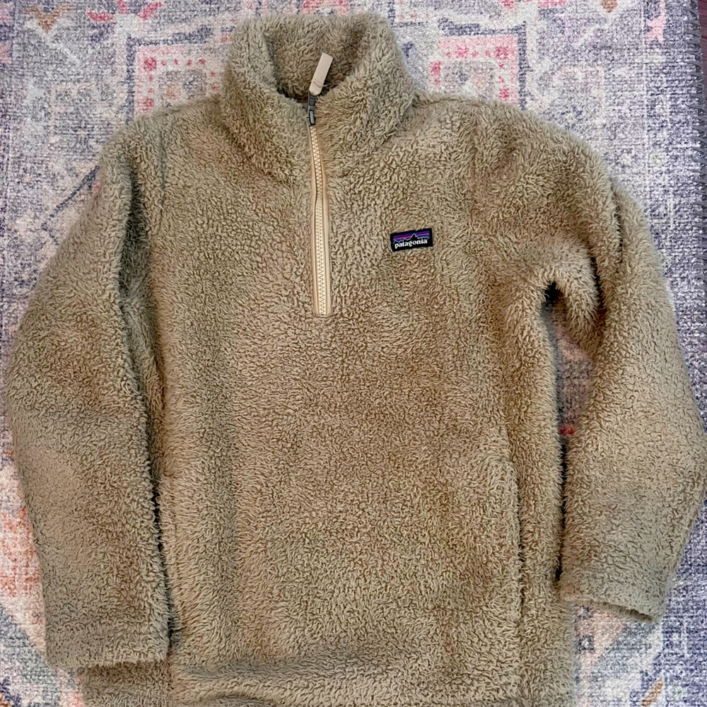 Patagonia Los Gatos khaki 1/4 zip pullover - like new condition